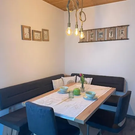 Wrolich Latschach ober dem Faakersee