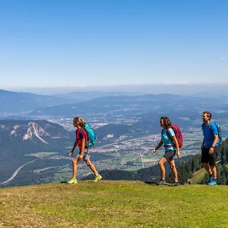 Wrolich * Latschach ober dem Faakersee