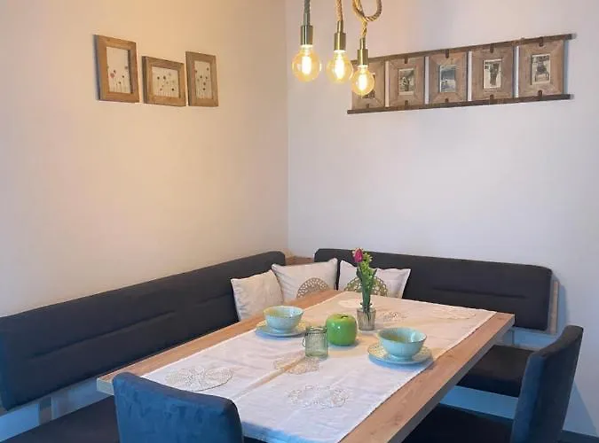 Wrolich Latschach ober dem Faakersee